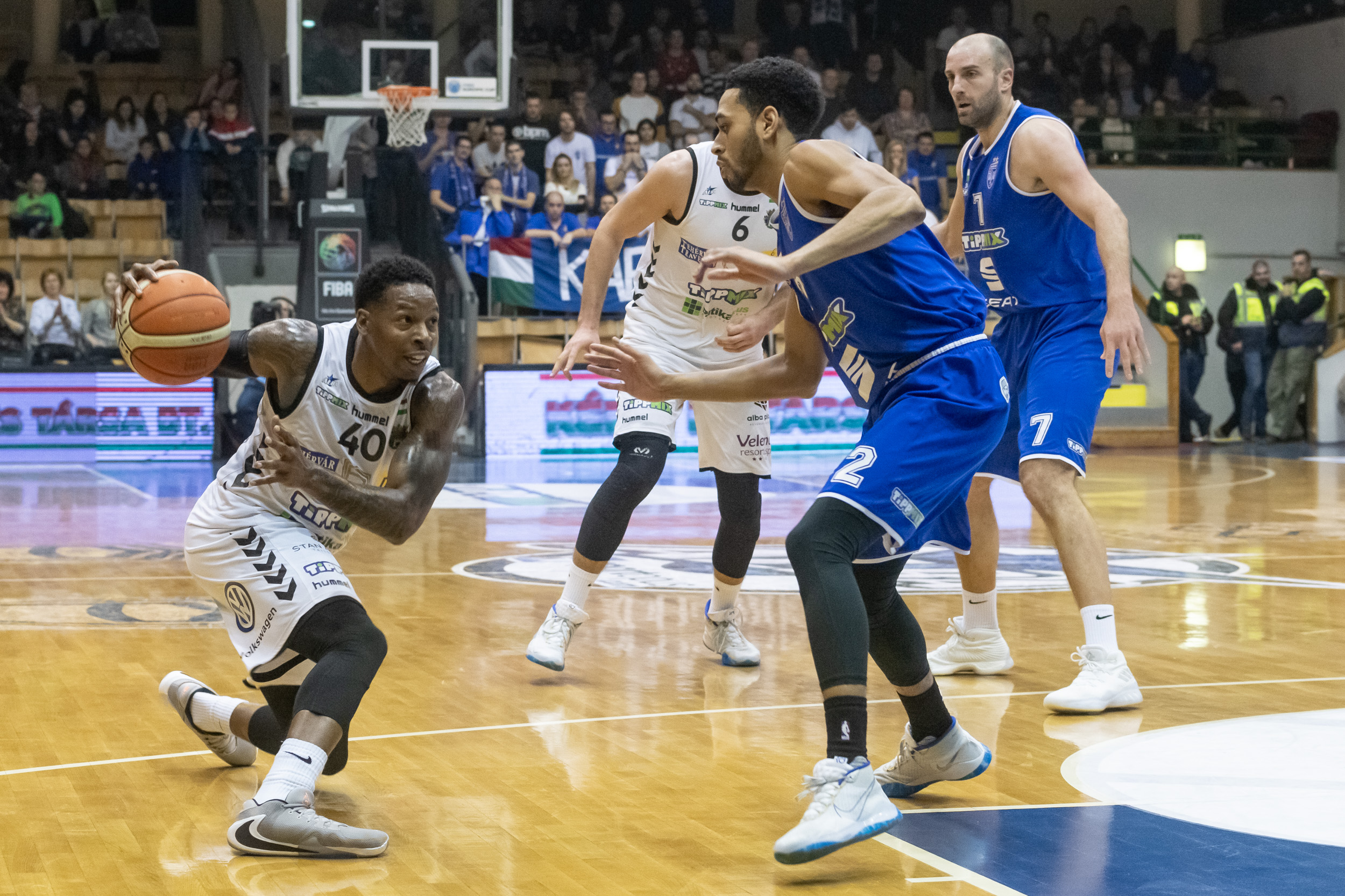 Tizennégy tripla, harminc gólpassz, sima Alba-győzelem a Kaposvár ellen