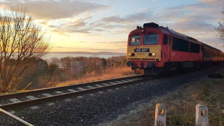 Szerdától pótlóbuszok járnak Székesfehérvár és Balatonfüred között felújítás miatt