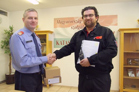 Új rádiók erősítik a fehérvári önkéntesek helytállását