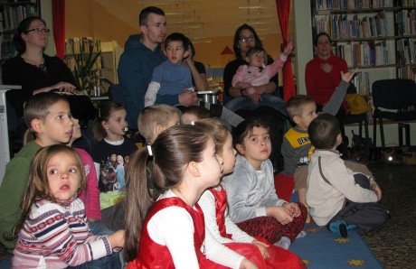 Vigyázó kéz - Bogyó és Babócával, majd Backtragével folytatták