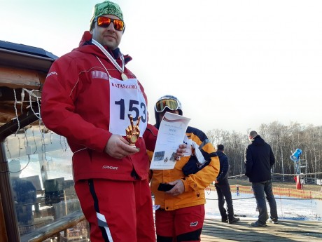 Verhetetlen snowboardban a fehérvári tűzoltó - Berta Bence megvédte címét