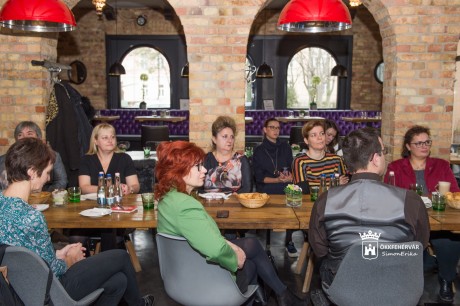 SZÉP délelőtt - középiskolásoknak is készülnek érzékenyítő programokkal