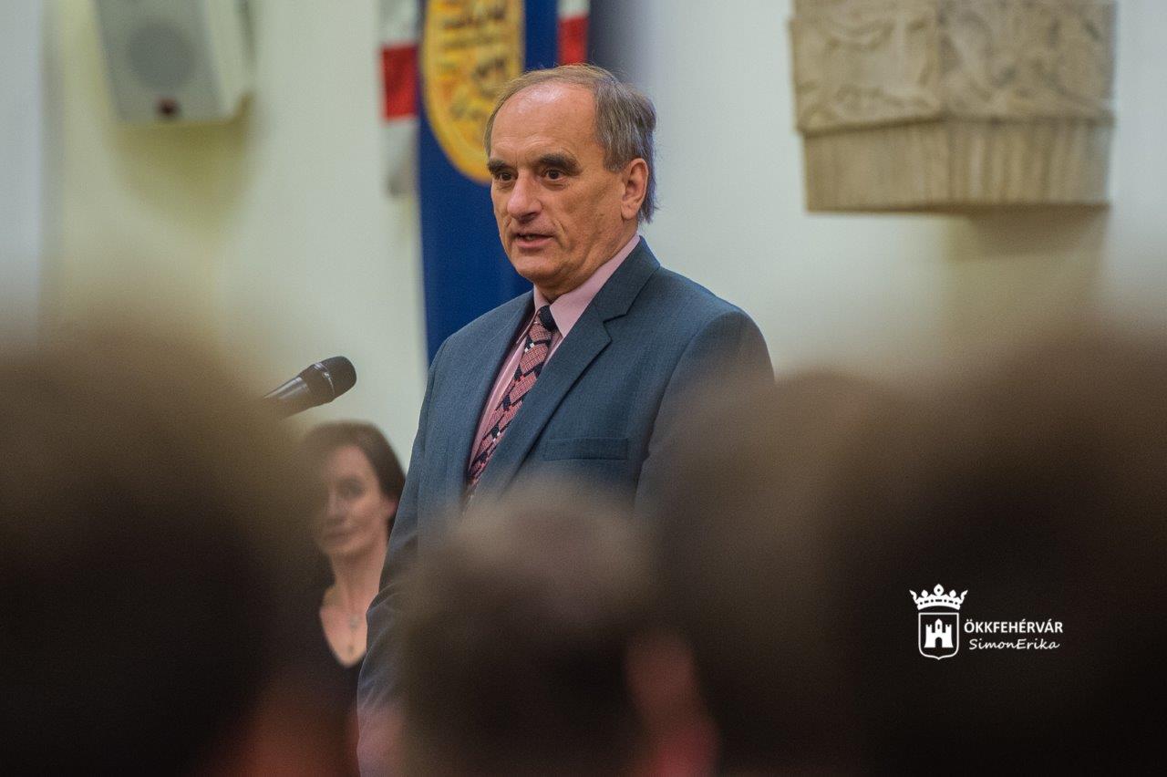 Magyar Arany Érdemkereszt kitüntetést vehetett át Fűrész István