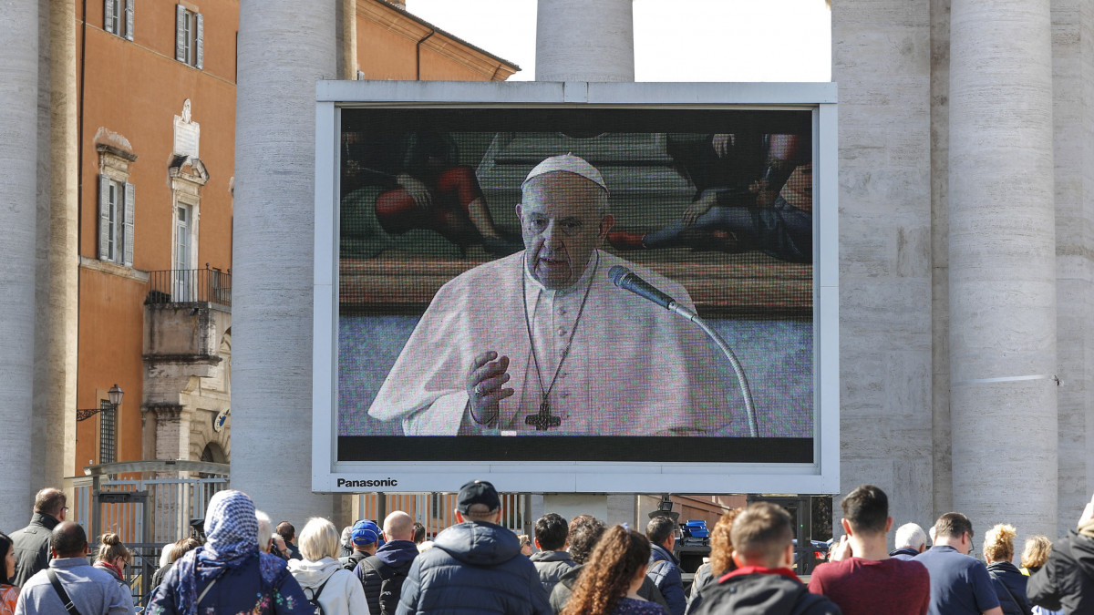 Világerejű imádságra hívja Ferenc pápa március 25-én a Föld összes keresztényét