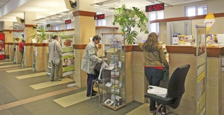 Könnyíti a nyugdíjasok számára az utalvány kifizetést a posta