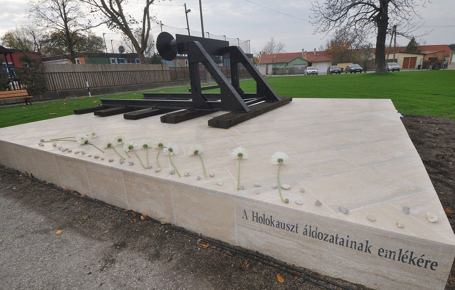 Április 16.: A holokauszt magyarországi áldozatainak emléknapja