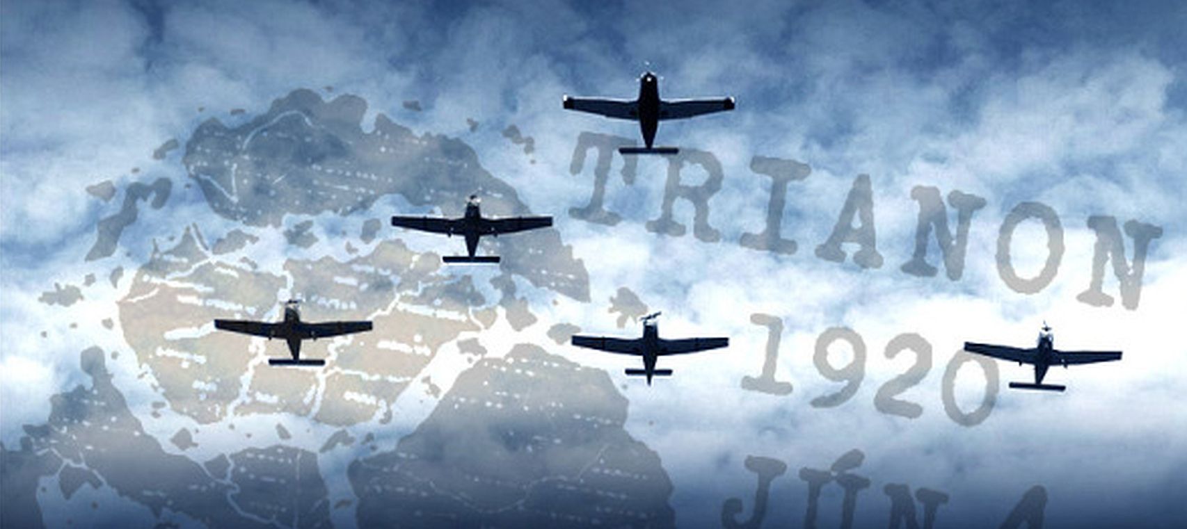Az Albatrosz Repülő Egyesület megemlékezése június 4-én Fehérvár felett