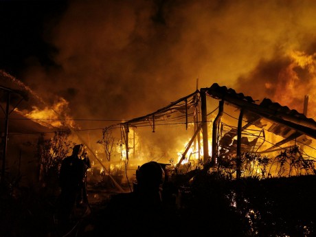 Több órás munkával fékezték meg a lángokat Fehérvárcsurgón