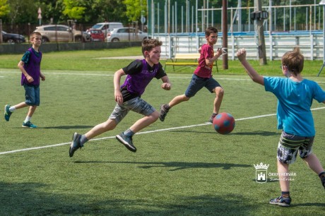 Vakáció a Bregyóban - elkezdődött a Napraforgó Városi Napközis Tábor