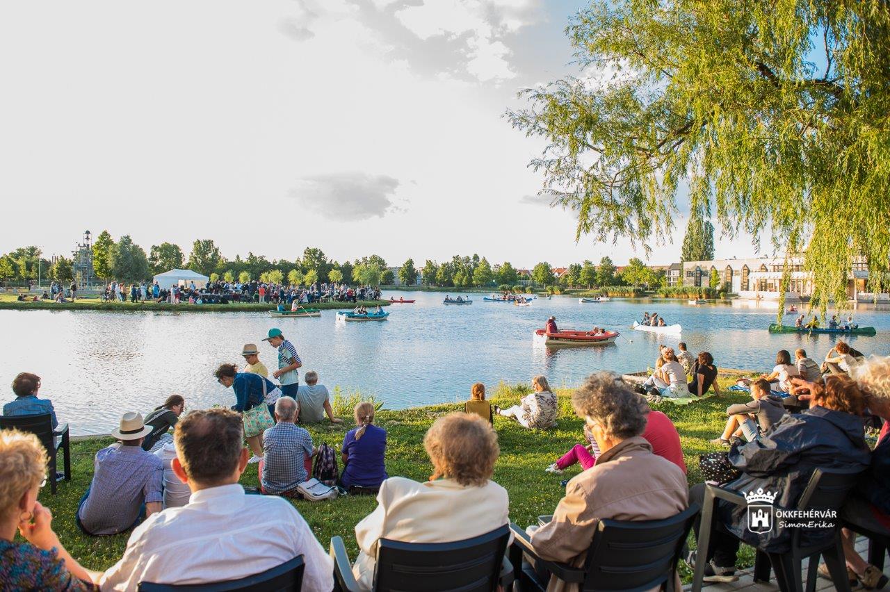 Este nyolckor megtartják a szimfonikusok a sziget koncertet