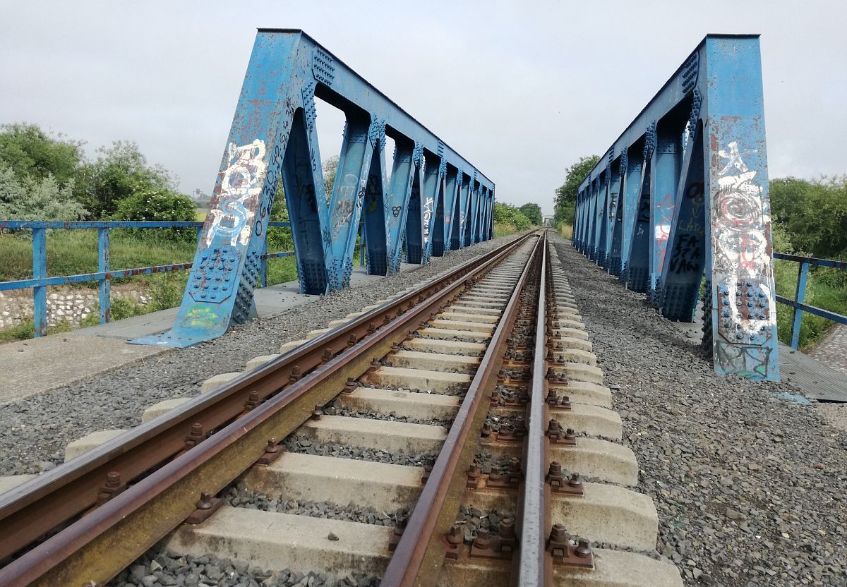 Villamosítanák a Fehérvár-Komárom és a Fehérvár-Pusztaszabolcs vasútvonalakat is