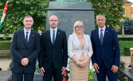 Jövő kedden, szeptember 8-án tart közös fogadóórát tart az ellenzéki frakció