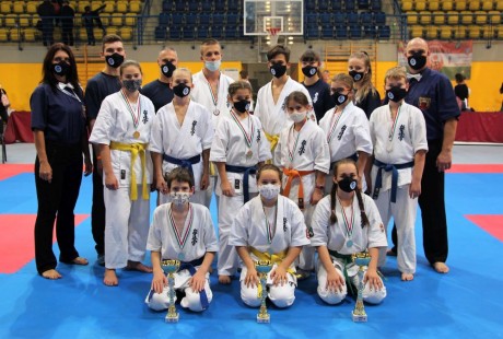 Karate: négy bajnoki cím az Utánpótlás magyar bajnokságról