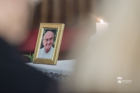 Öreghegyi szőlőtő - aki közösséget, orgonát, templomot, kápolnát épített