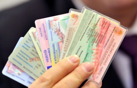 A kormány meghosszabbítja a lejárt okmányok érvényességét