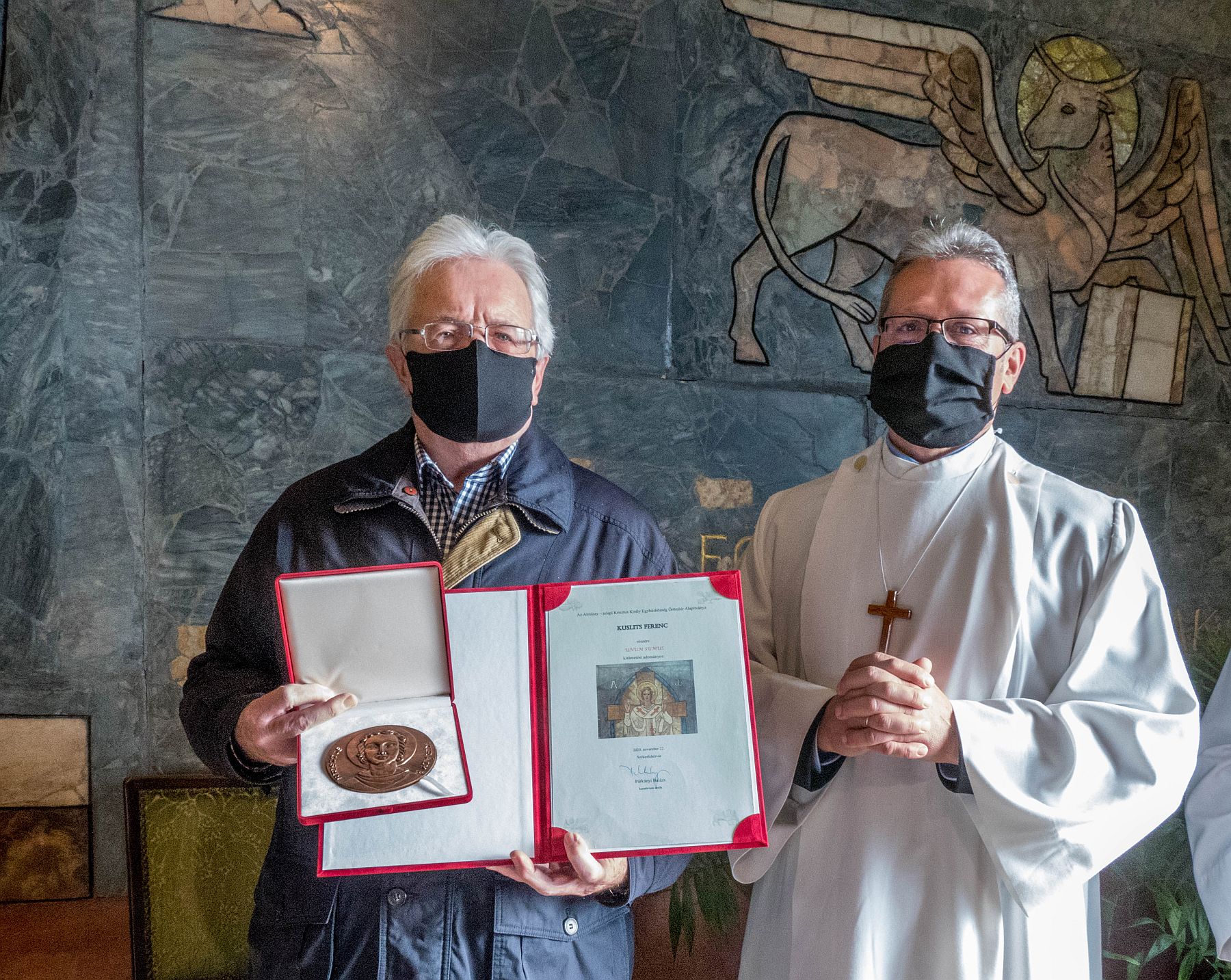 Búcsúnapot ünnepeltek Almássy-telepen - Kuslits Ferenc kapta a Krisztus Király-díjat