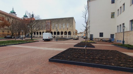 Napokon belül visszaáll a régi forgalmi rend a Belvárosban