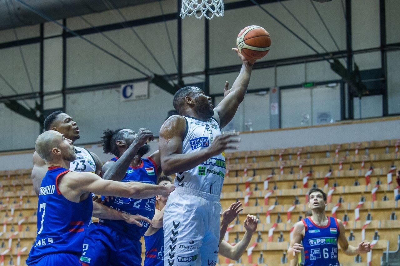 Elmaradt a nagy csata, simán megverte az Alba Fehérvár a Paksot