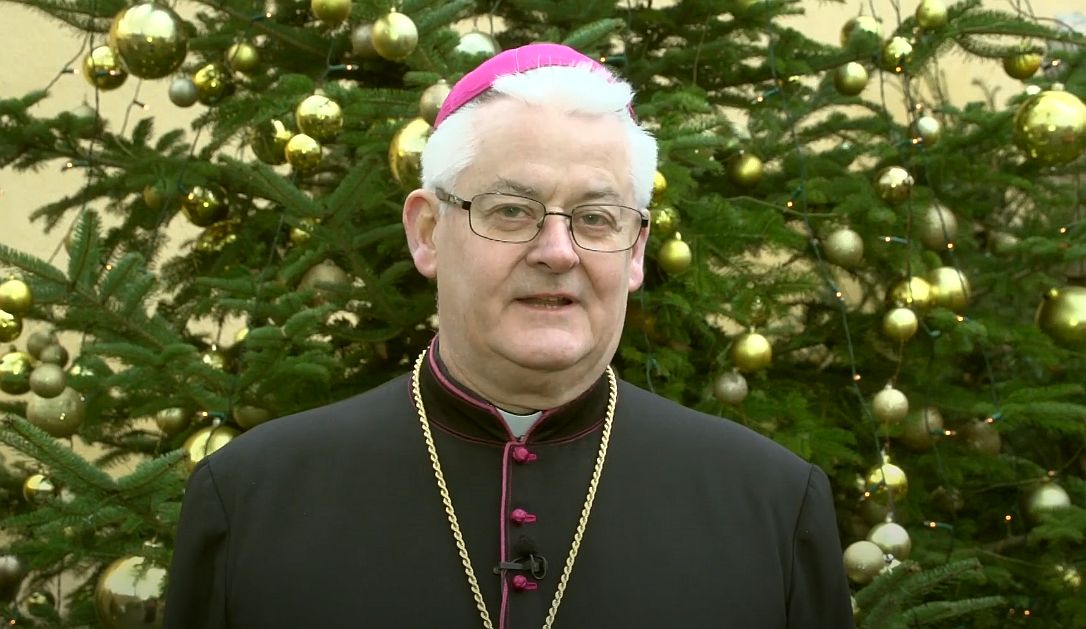 Eljön hozzánk az Isten fia - Spányi Antal, megyés püspök karácsonyi üzenete