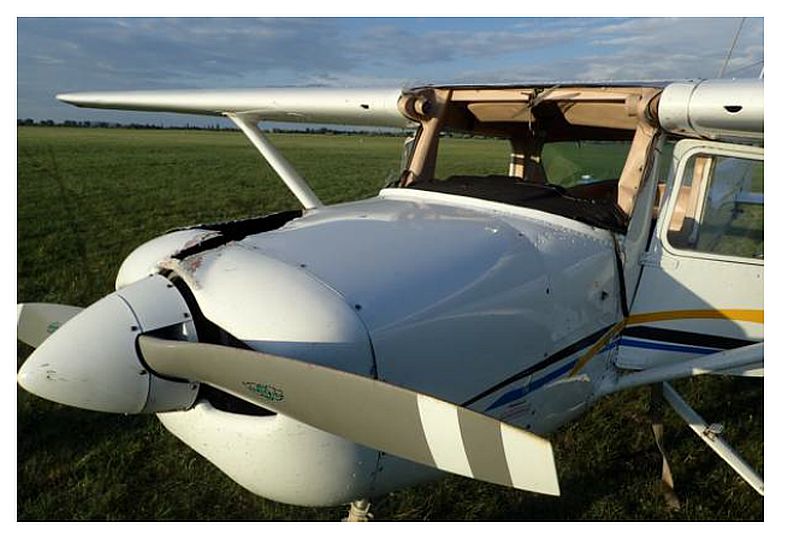 Vádemelést javasolnak a rendőrök a szerencsés kimenetelű légi baleset miatt