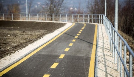 Több mint 1200 km kerékpárút épülhet meg a következő években