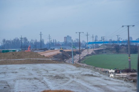 Gazdaságfejlesztés és mobilitás - látszik már a nyomvonala a déli összekötőútnak