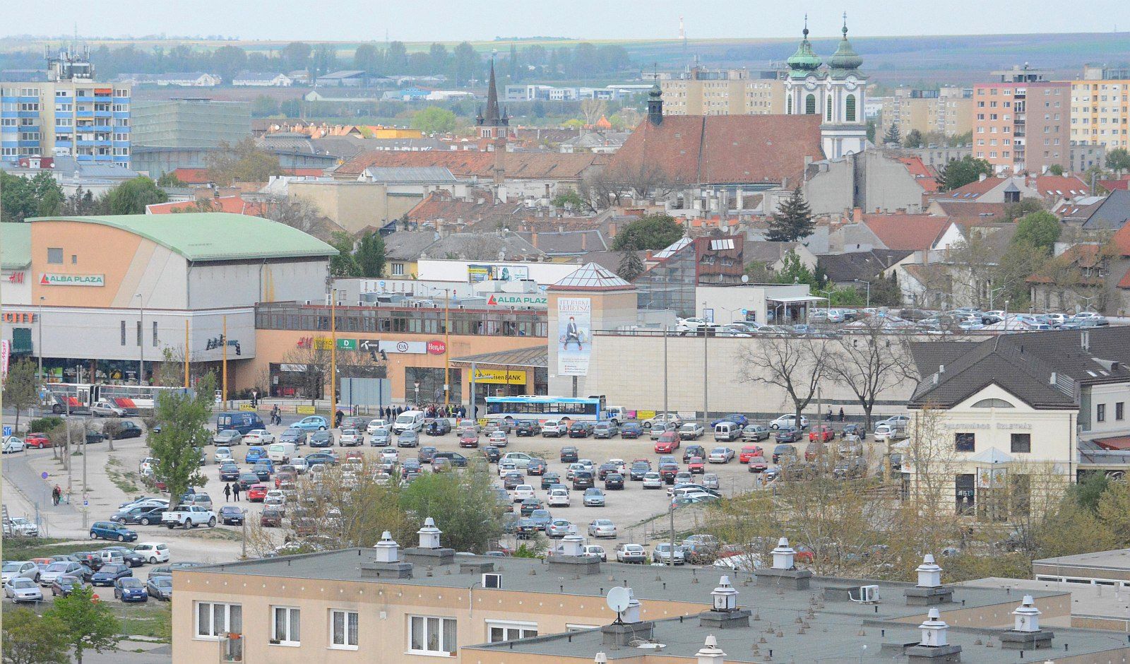 Az Alba Plaza felújításával teljesen átalakul Fejér megye legnagyobb bevásárlóközpontja