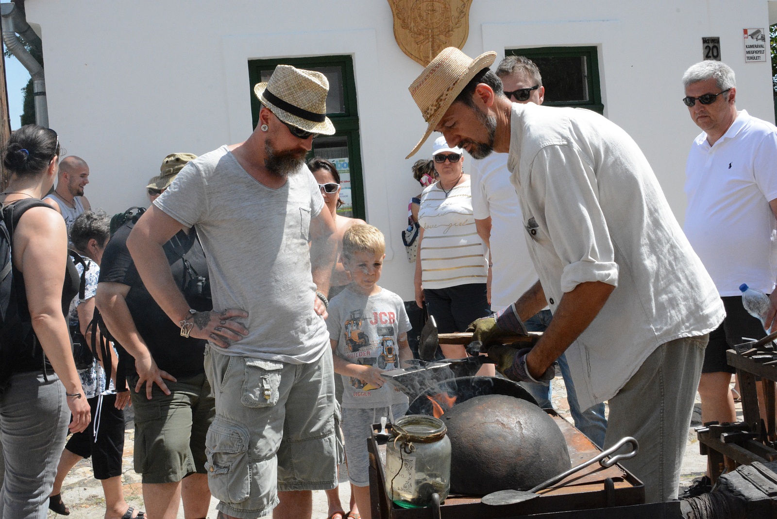 Ha a helyzet engedi, június végén lesz a Tűzzel-Vassal Fesztivál a kézművesekkel