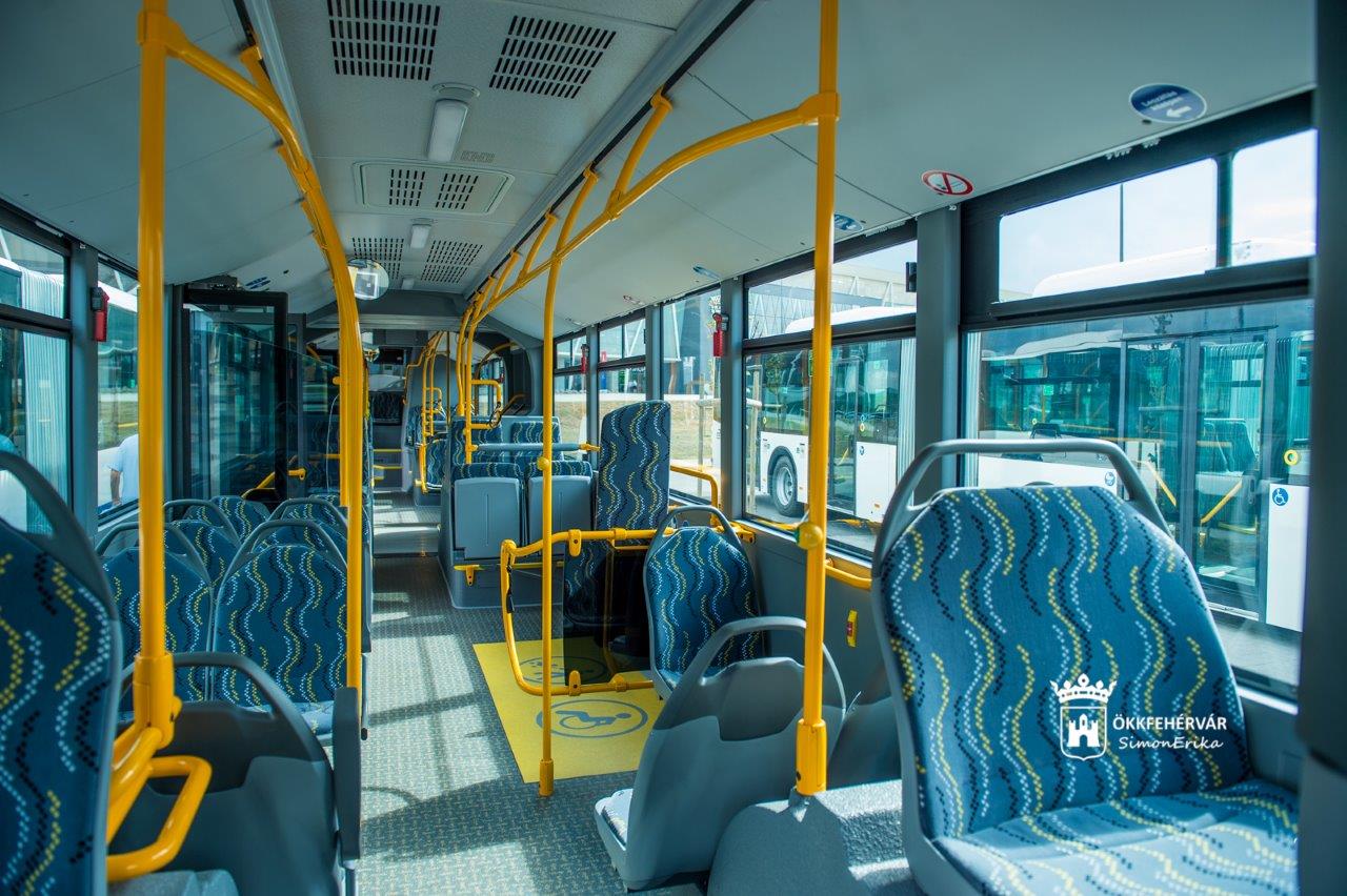 A szolgáltatót és az utasokat is ellenőrzik a fehérvári buszokon