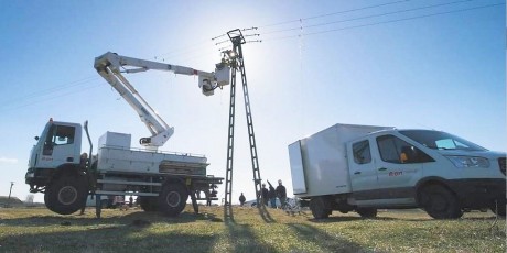 Leleményes újdonsággal védik a madarakat Székesfehérvár közelében