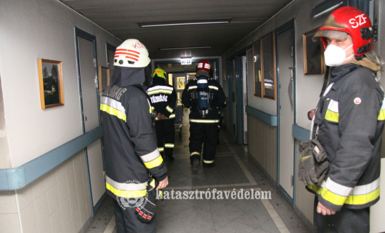 Tűz volt hajnalban egy kórteremben a Szent György Kórházban