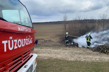 Tűzgyújtás a szabadban - Fehérváron továbbra is tilos égetni!