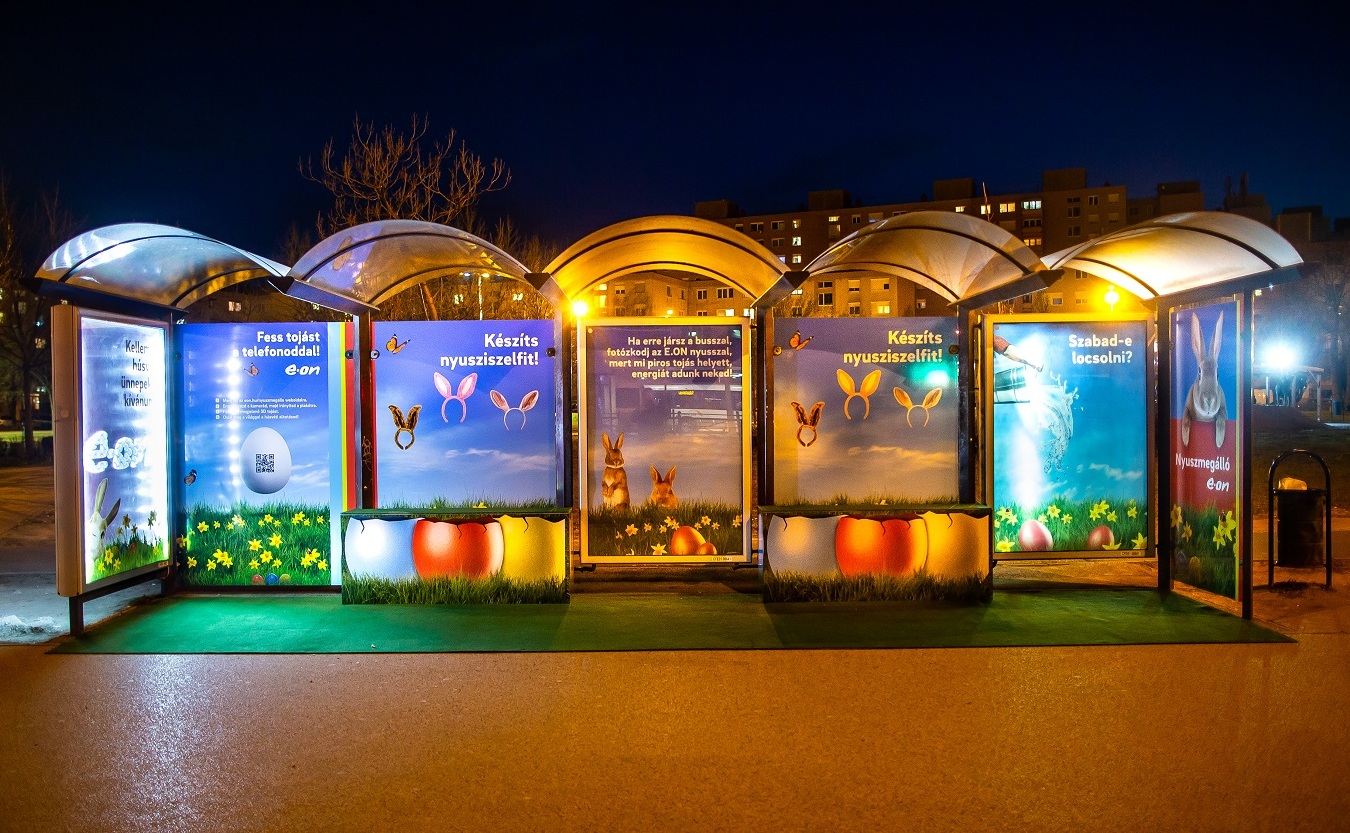 Székesfehérváron is húsvéti buszmegállóval készült az E.ON az ünnepre