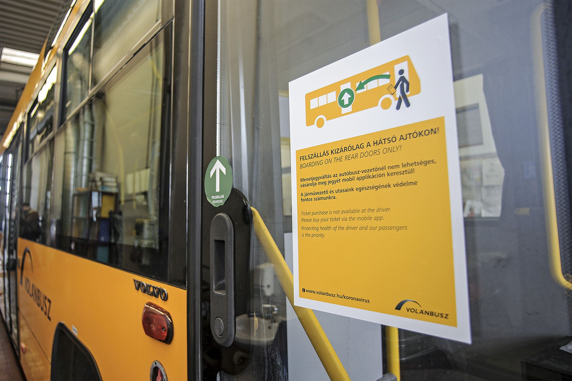 Felfüggeszti az első ajtós felszállást hétfőtől a Volánbusz
