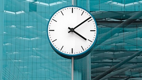 Elkezdődött a nyári időszámítás - hajnalban állítottuk át az órát