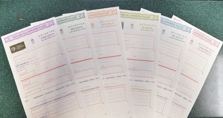 Állampapír befektetés díjmentesen otthonról értékes nyereményekért