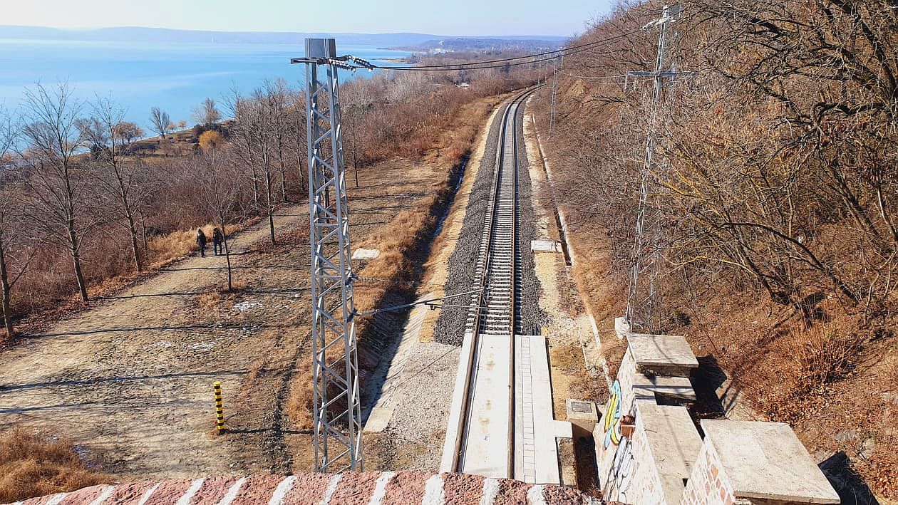 Előszezoni vasúti menetrend - júniustól újra járnak majd a vonatok Fehérvár és Füred között