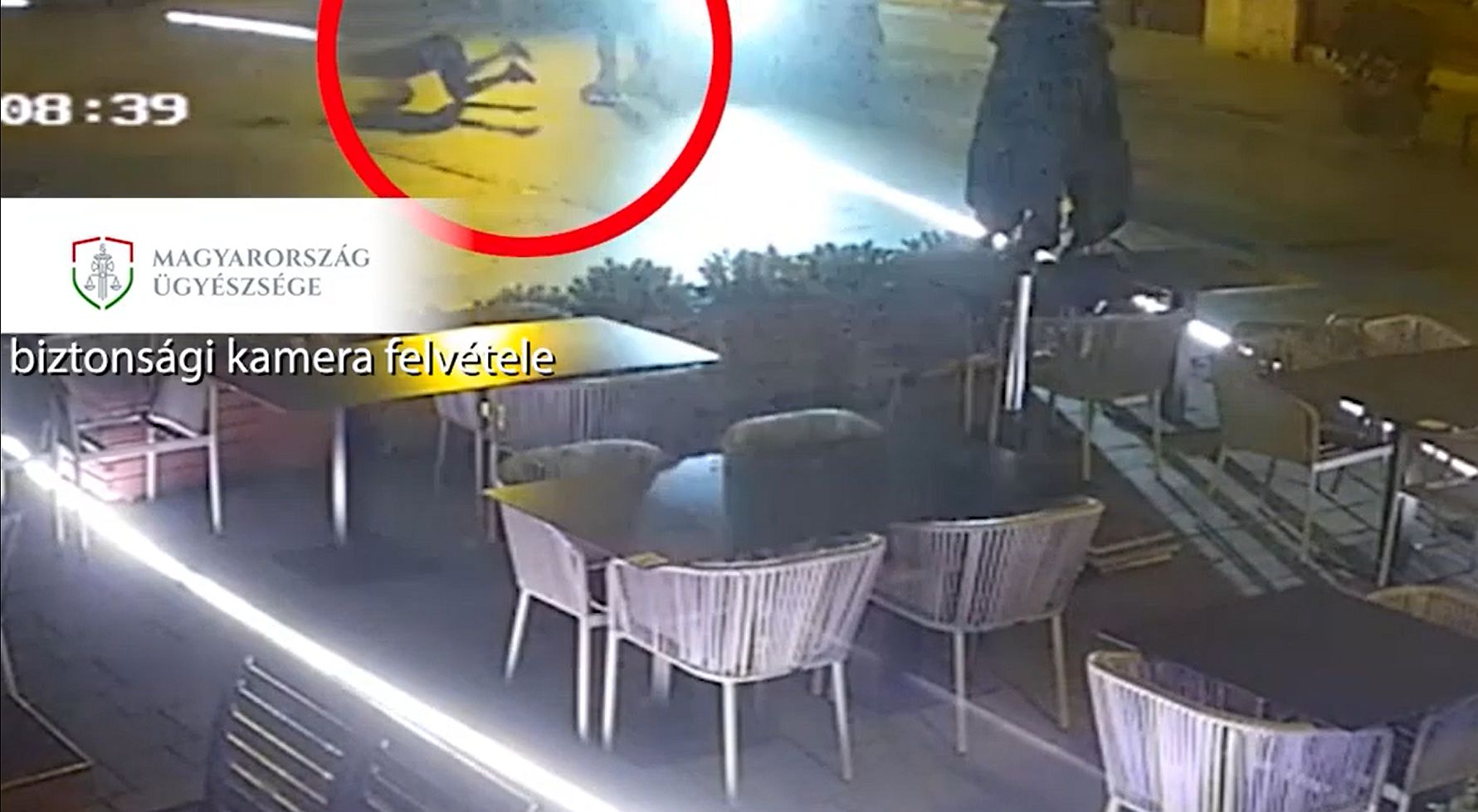 Részegen támadta meg a görkorist a Fő utcán aki fejbe rúgta - a görkoris ellen emeltek vádat