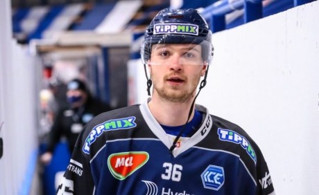 Erdély Csanád hosszabbított a Hydro Fehérvár AV19-cel