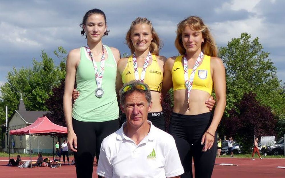 Takács Boglárka duplázott, az ARAK 400 gátasai is remekeltek