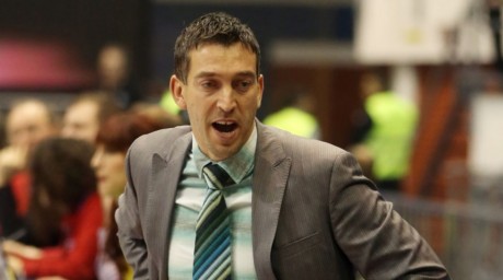 Szlovén vezetőedzőt szerződtetett a fehérvári kosárcsapat