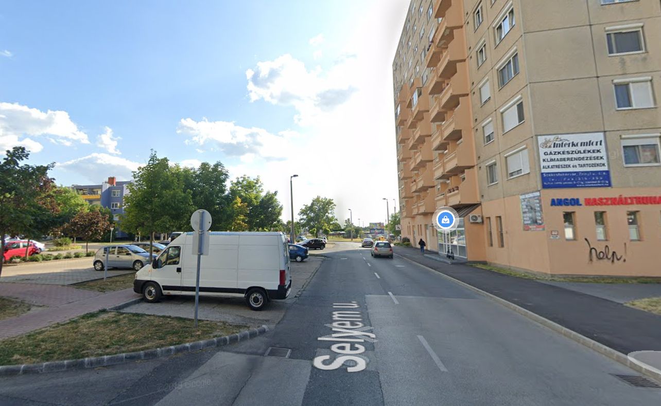 Burkolat helyreállítás miatt két napra lezárják a Selyem utca egy szakaszát