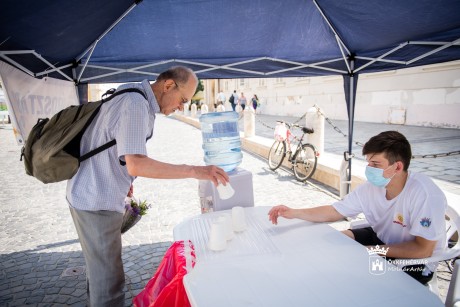 Harmadfokú hőségriasztás van érvényben pénteken 24 óráig