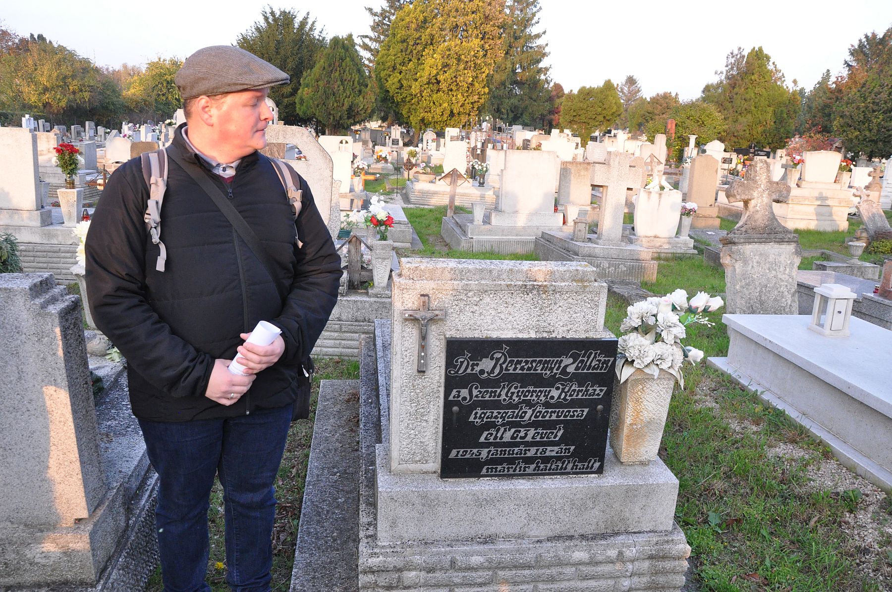 „A hely, ahol élünk” - séta a Csutora temetőben Váczi Márk városkutató vezetésével