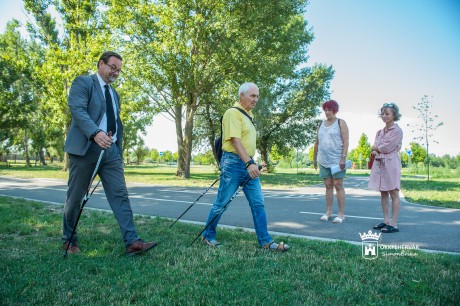 Állandó nordic walking program indul a Palotavárosi tavaknál