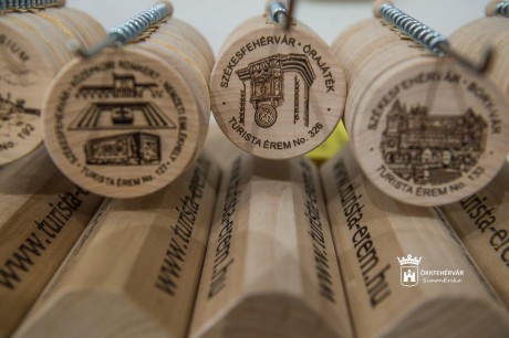 A Turisztikai Ügynökség képviselői tartottak bejárást a felújított Tourinform Irodában