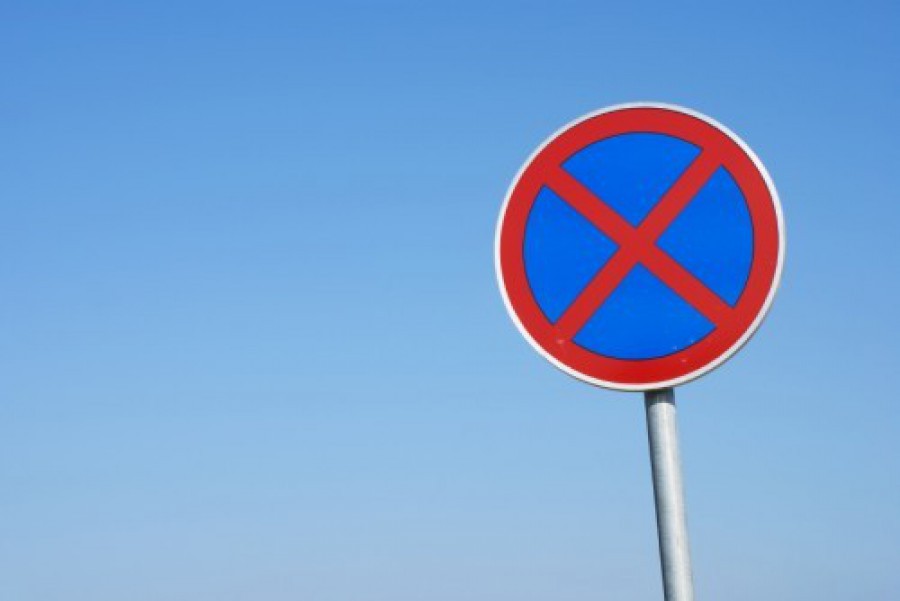 Tilos a megállás a Hosszúsétatér egy szakaszán mától október végéig