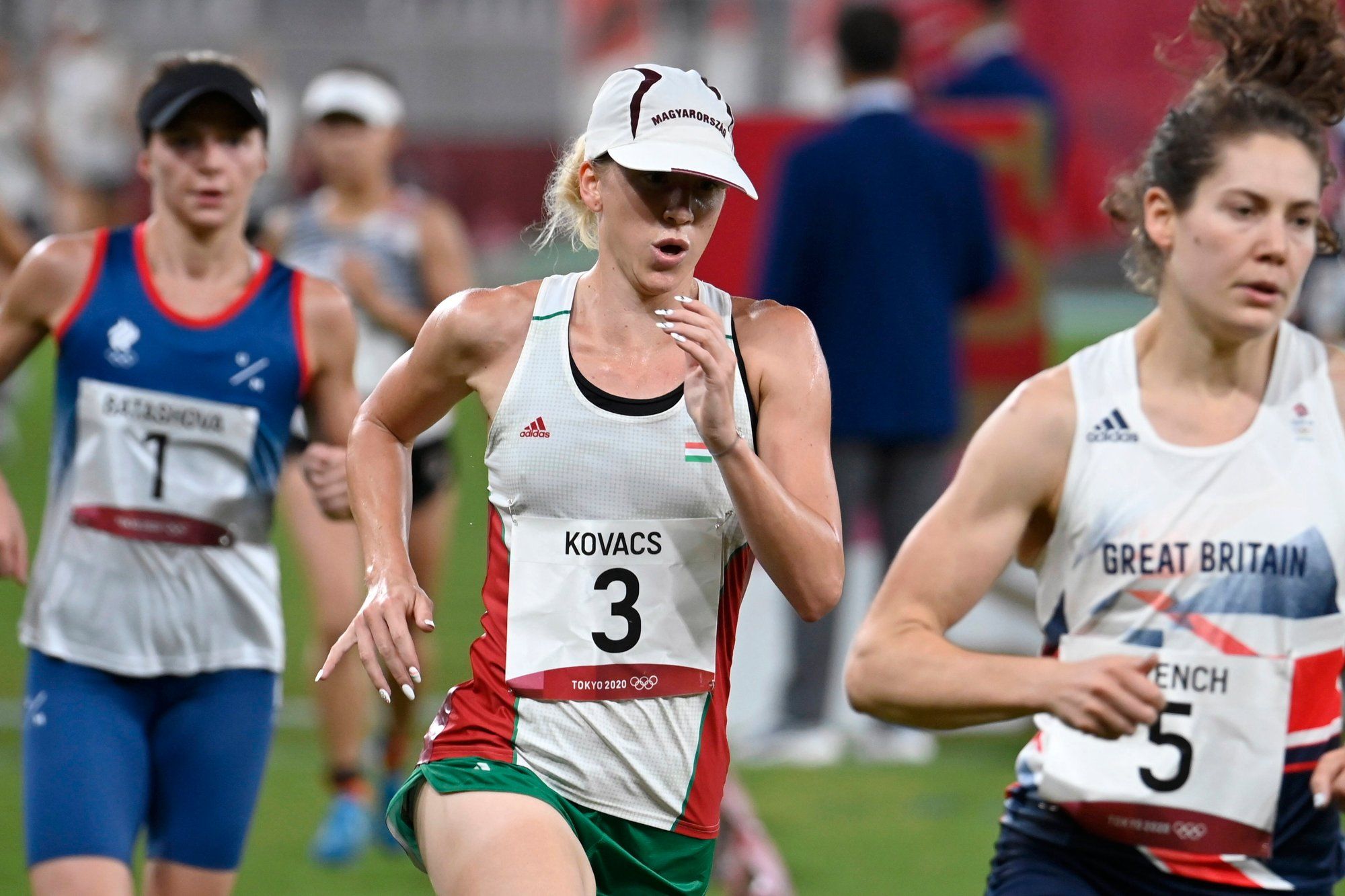 A Városházán ünnepelhetjük kedden este az olimpiai érmes Kovács Saroltát!