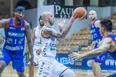 Kész a kosarasok bajnoki programja: Pakson kezd az Alba Fehérvár