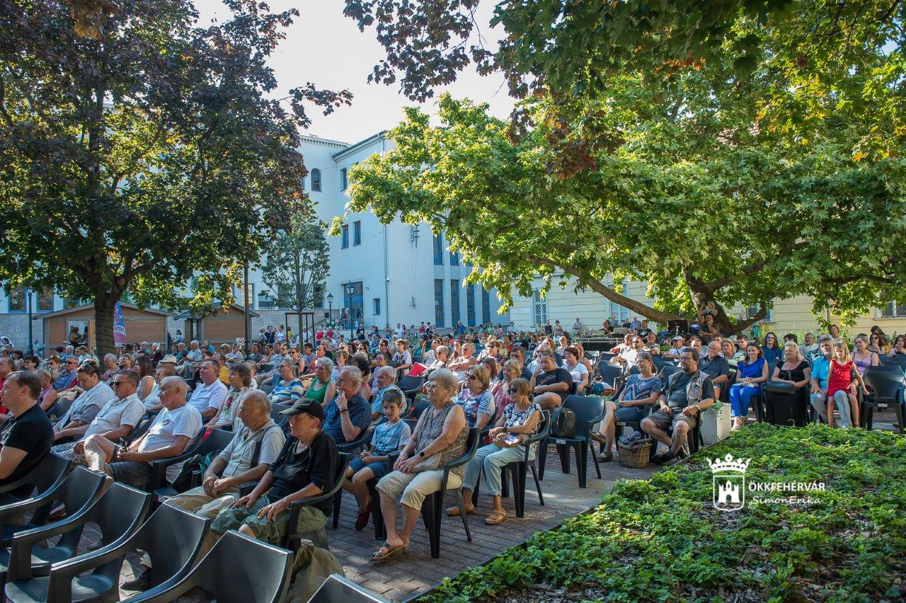 Forgalomkorlátozások a Bartók Béla téren augusztus 14-e és augusztus 16-a között
